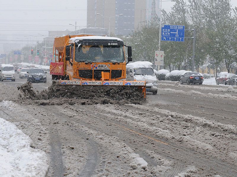 城區（qū）道路除雪（xuě）作業